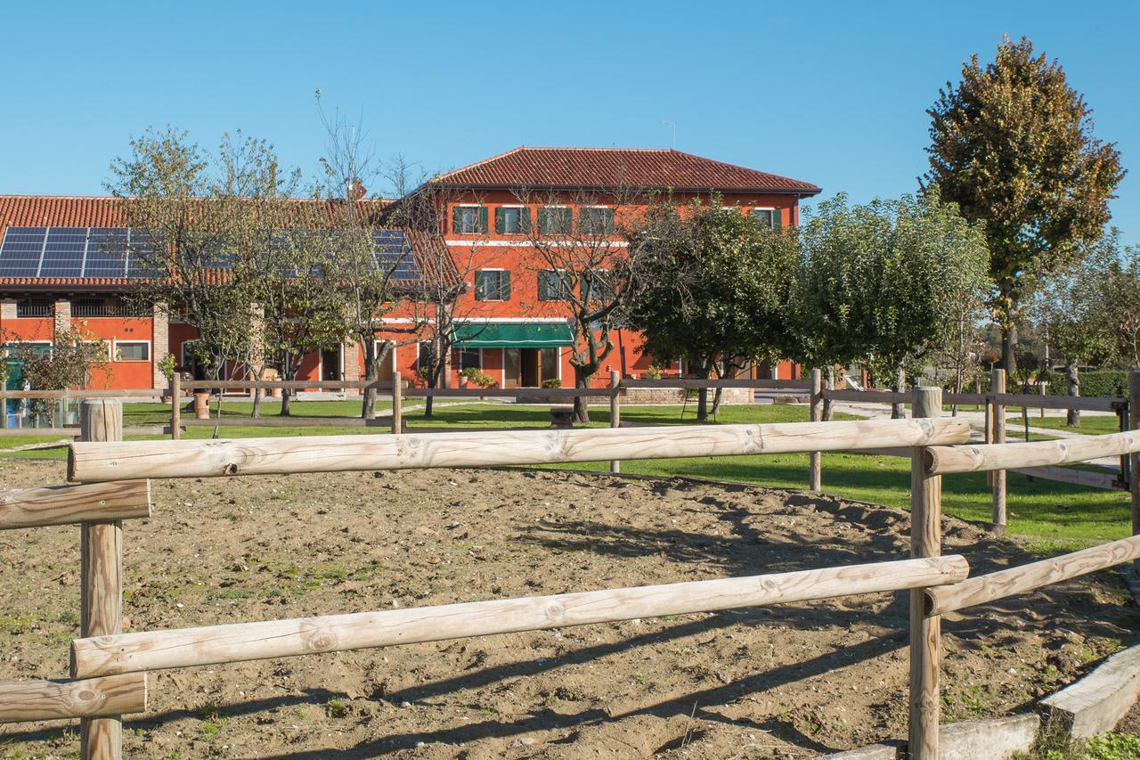 Ca' Ciaran Bed & Breakfast Chiarano Exterior photo